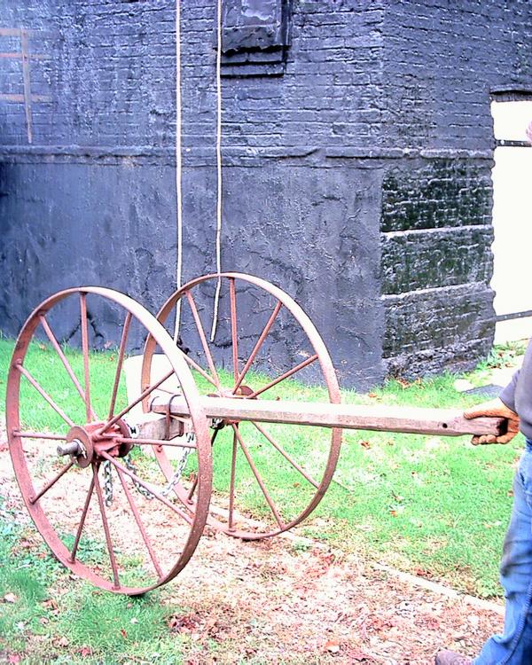 Lifting device